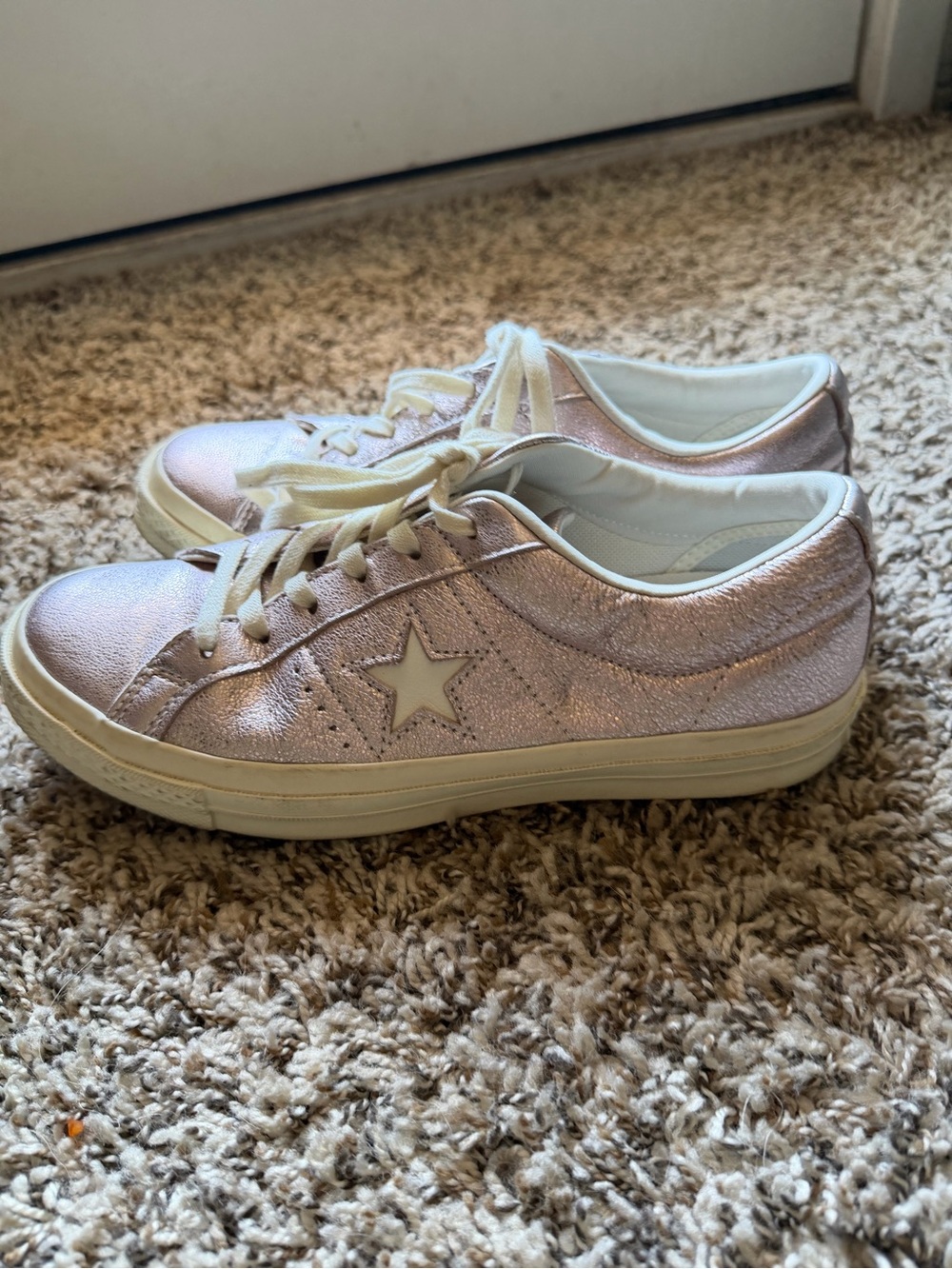 Converse Low-Top Sneakers - Rose Metallic